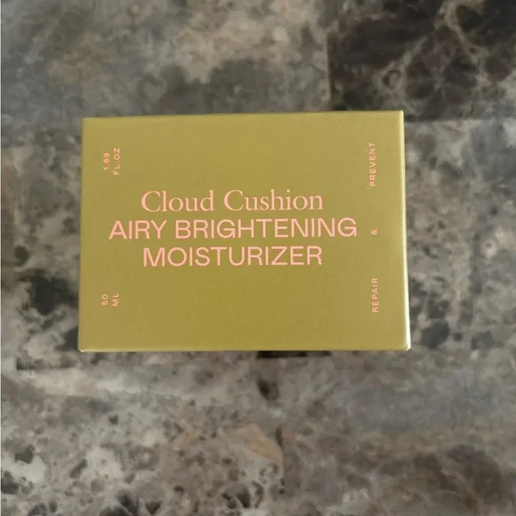 EADEM Cloud Cushion Airy Brightening Moisturizer 50ml/1.69 fl oz Skincare New - Picture 2 of 6